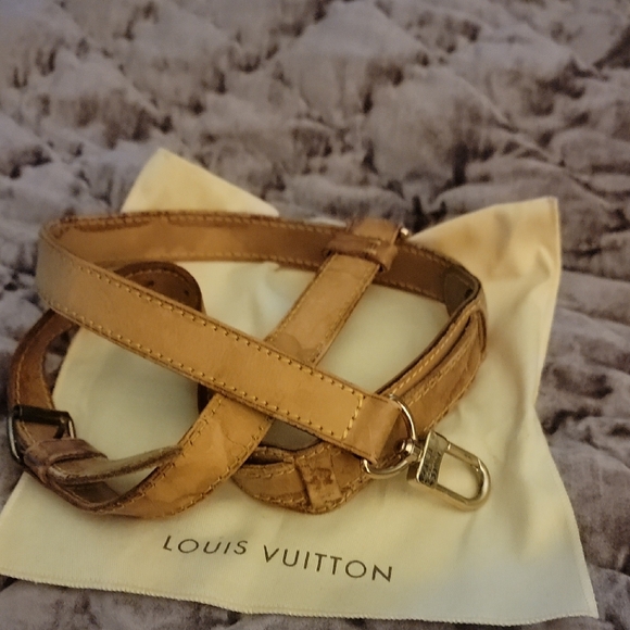 Louis Vuitton Tan Leather Strap - Picture 1 of 7